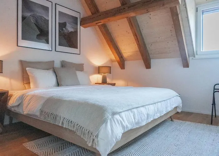 Hidden Retreats The Glacierdoor *